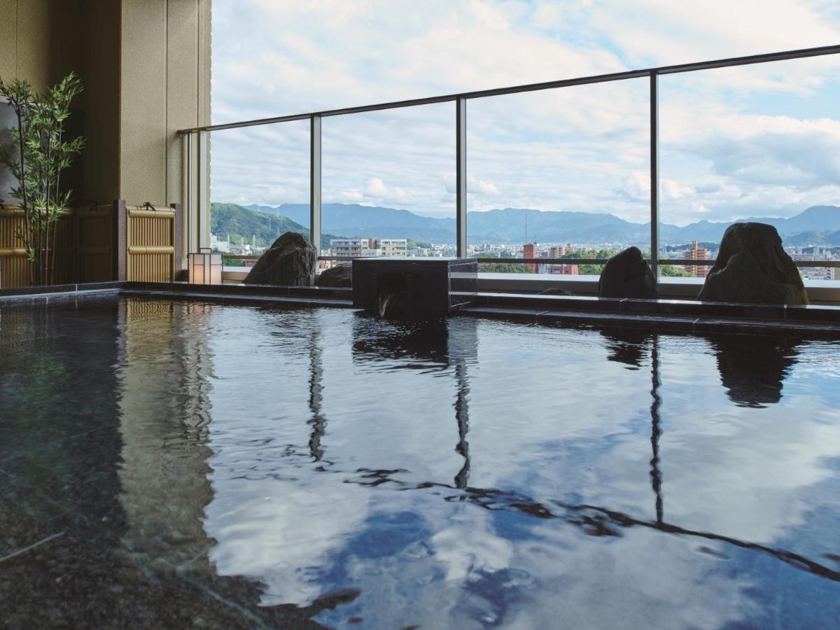 Hotel Kowakuen Haruka à Matsuyama  Extérieur photo